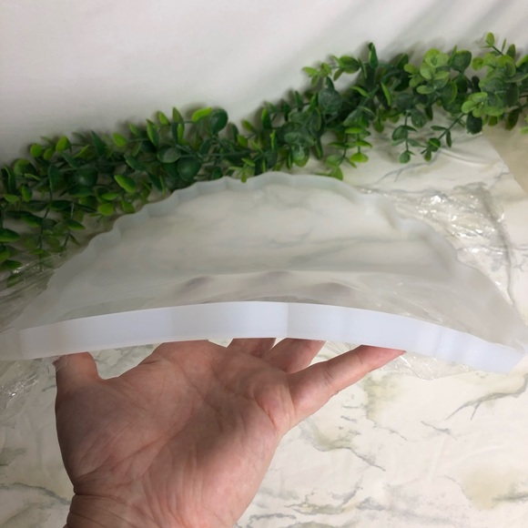 Resin Tray & Coaster Mold, Silicone Epoxy Tray/Coaster Mold • Large size - Picture 9 of 13